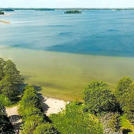 Nad Jeziorem Dobskim Mazury